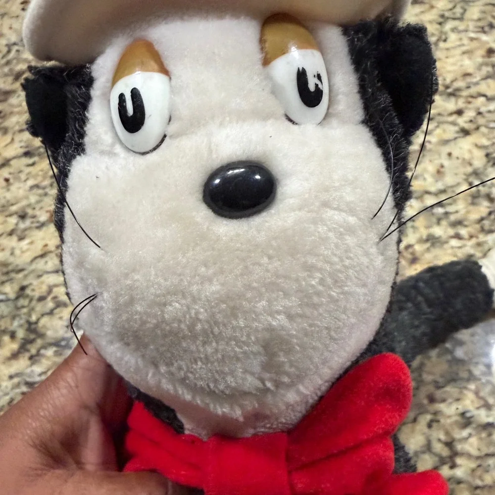 Dr Seuss Cat in the Hat Plush Stuffed Animal 26 Inch Tall Vintage Toy